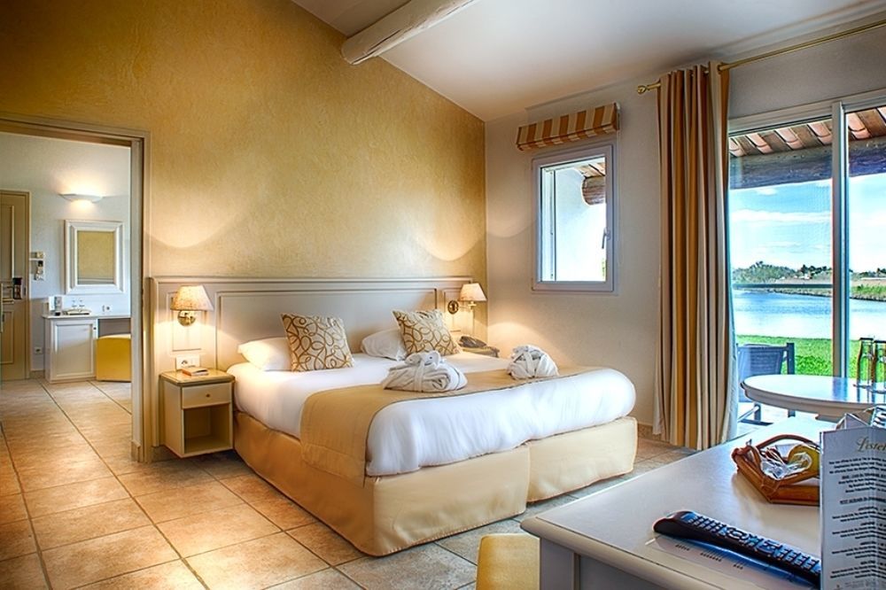 Hotel L' Estelle En Camargue Saintes-Maries-de-la-Mer Exteriör bild